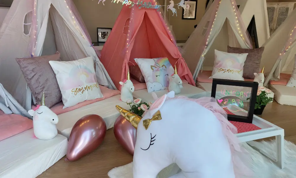 Twinkle Tipi Einhorn Party